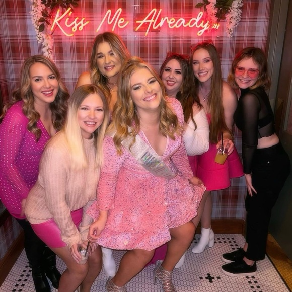 Pink rhinestone dress - Picture 2 of 4